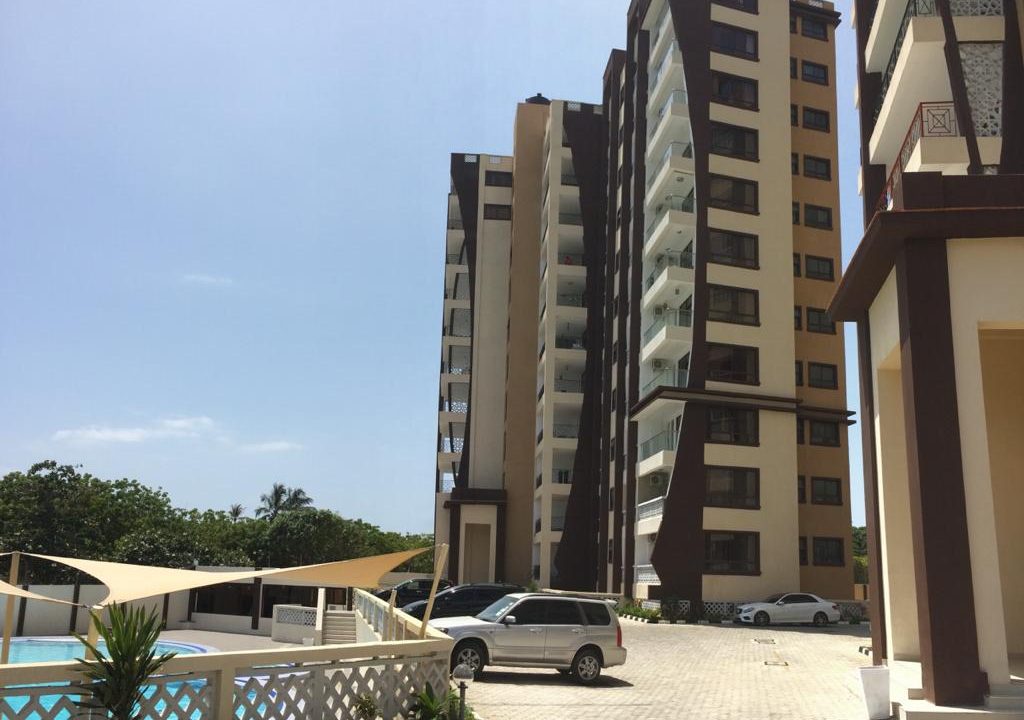 Jumeirah Beach Apartments, 3 bedroom apartment all en suite